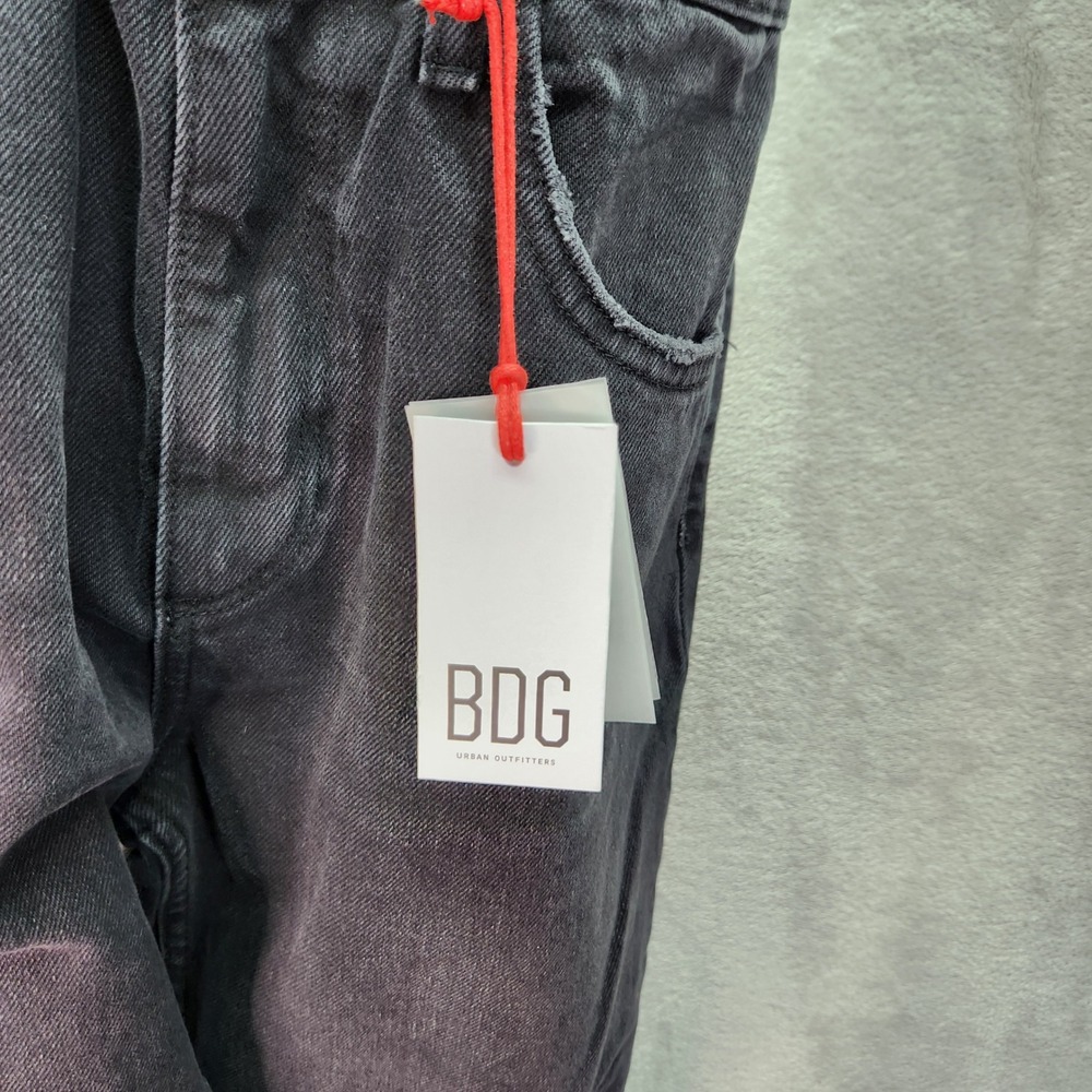 BDG Urban Outfitters Mom High Waisted‎ Tapered Leg Jeans Black Denim W28 L32 - Picture 8 of 11